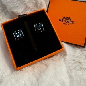 Hermès Pop H earrings in black enamel with silver-tone hardware